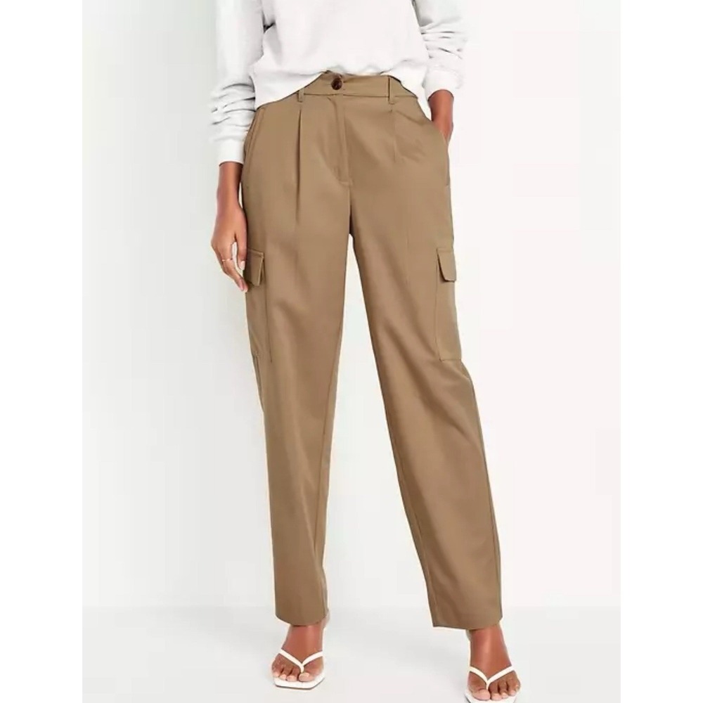 Old Navy Taylor Cargo Pants Womens Medium Tan‎ Brown Trouser Straight Pleated